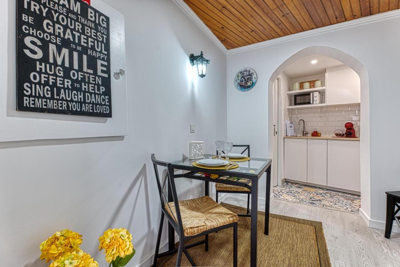 Alfama Rose Apartment Lissabon Buitenkant foto